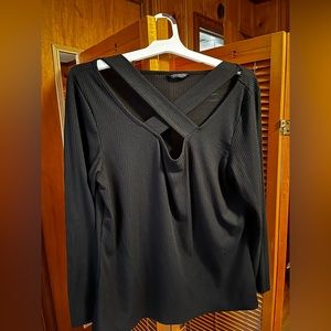 Black Shein cross cross shirt